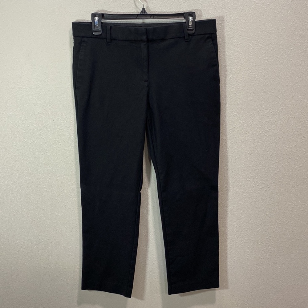5 for $25 Ann Taylor cropped pants black